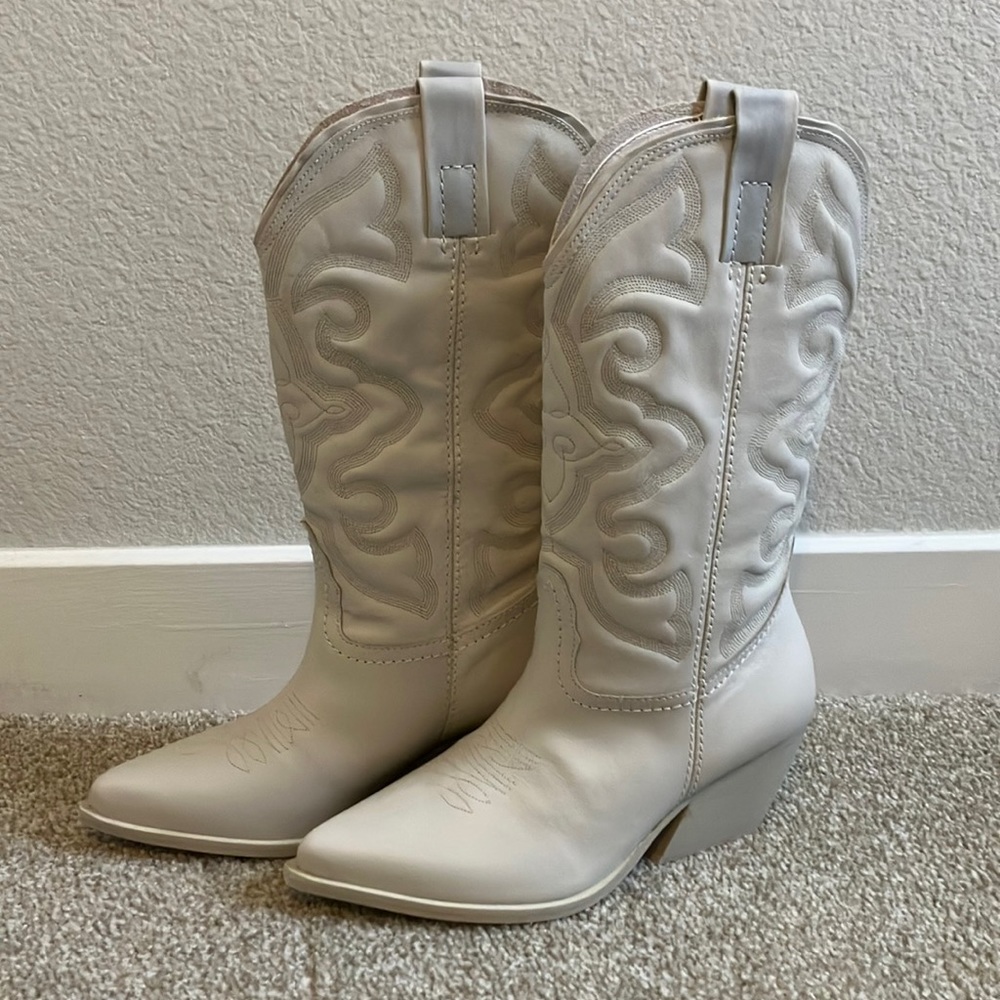 NEW Steve Madden West White Leather Boots Sz. 7.5